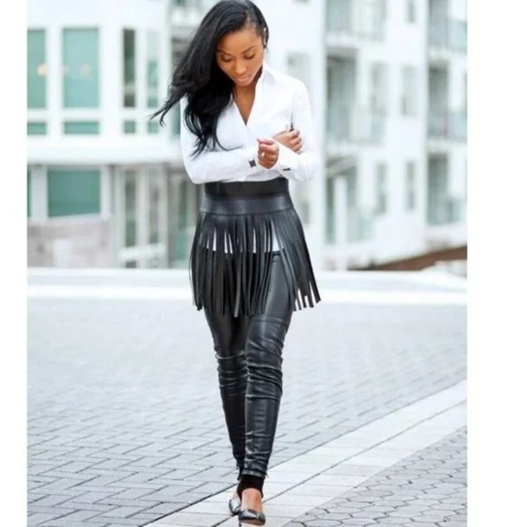 ๐ฅCHIC & SEXY๐ฅ Black Snake Embossed Leather Fringe Skirt Contour Waist Belt - Picture 3 of 15
